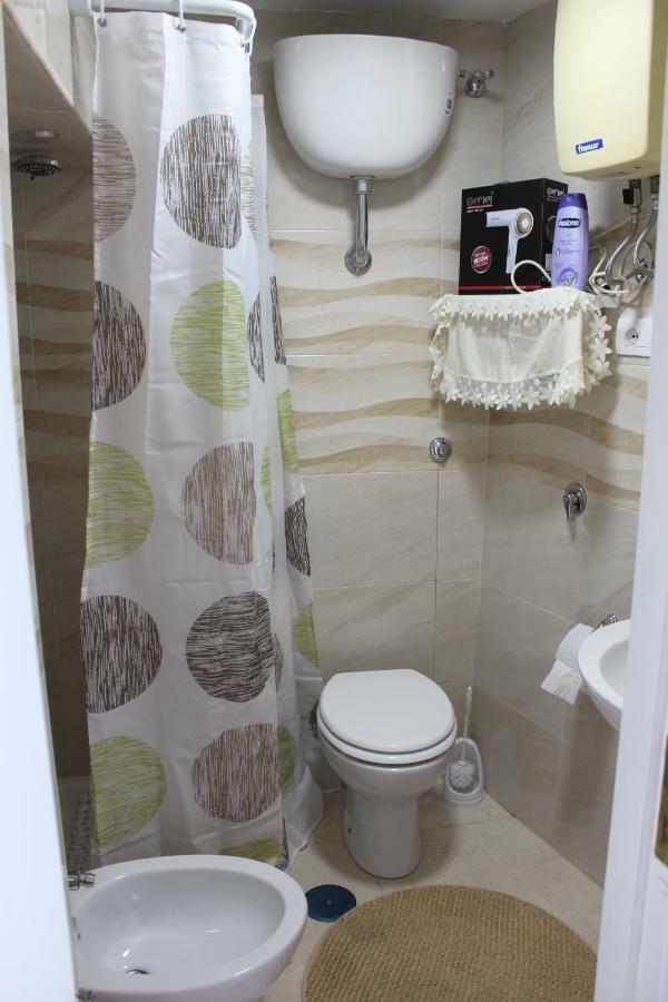 House Adrian Apartment Naples Luaran gambar